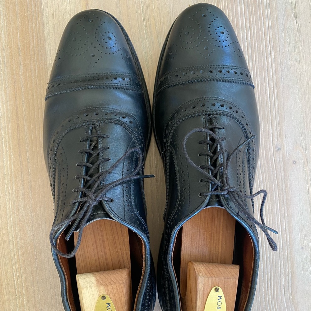 Allen Edmonds Strand Cap-Toe Oxford Dress Shoes - Picture 11 of 15